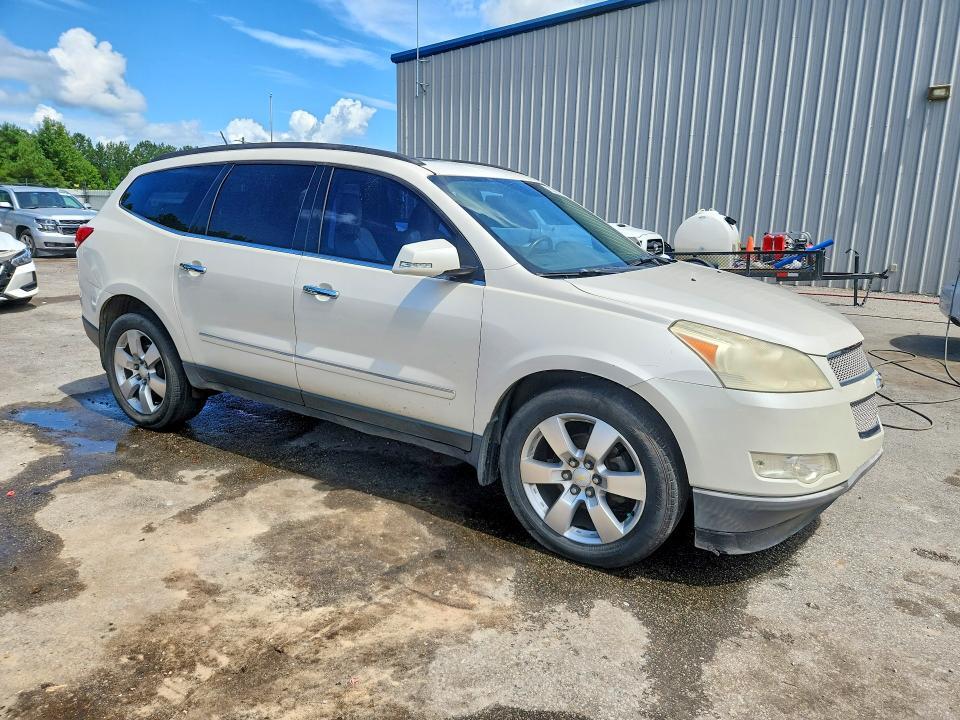 2011 CHEVROLET TRAVERSE LTZ — Фото 4 из 13
