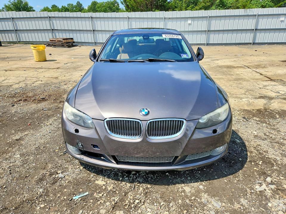 2010 BMW 335 I — Фото 5 из 12
