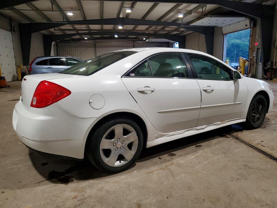 2010 PONTIAC G6 — Фото 3 из 12