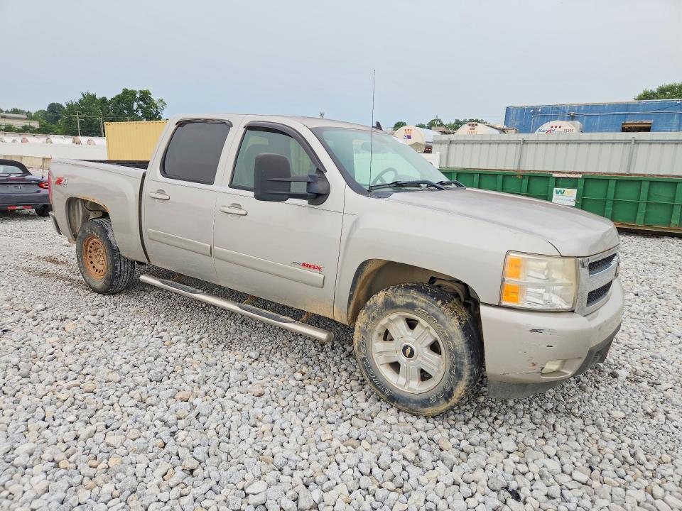 2008 CHEVROLET SILVERADO K1500 — Фото 4 из 13