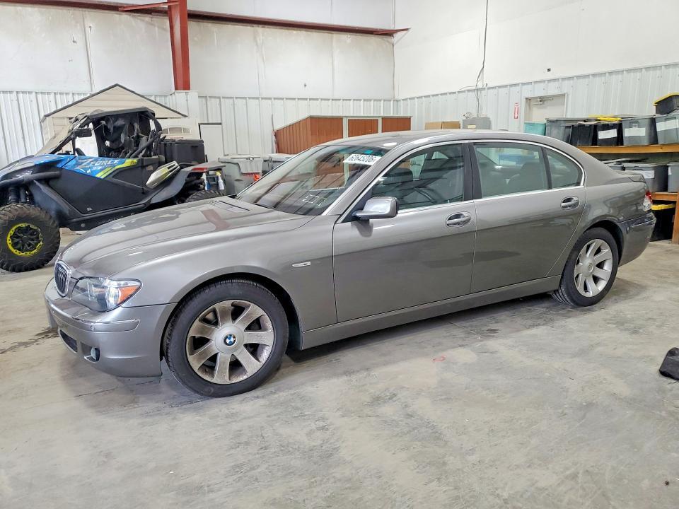 2006 BMW 750 WBAHN83596DT28428