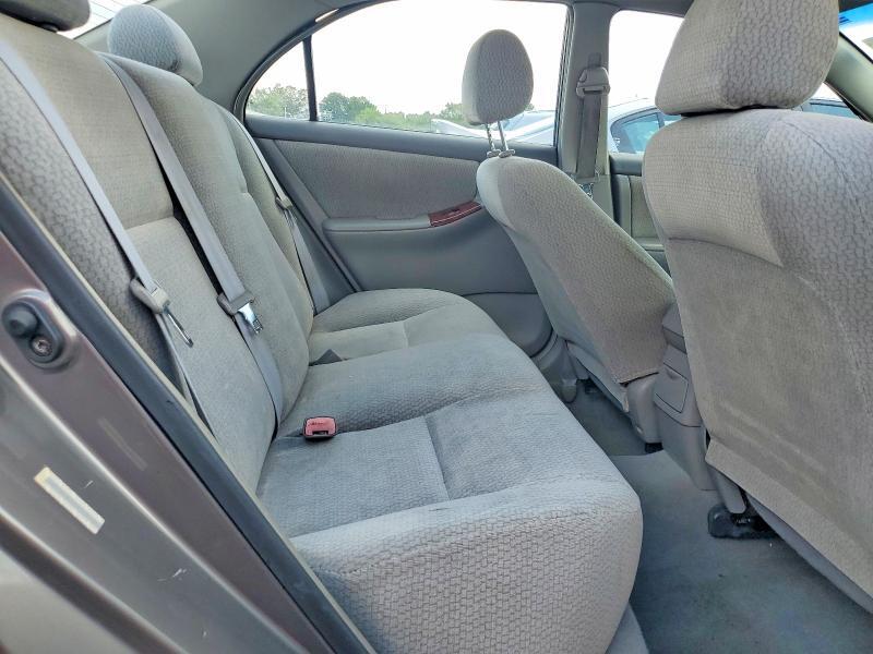 2004 TOYOTA COROLLA LE — Фото 10 из 12