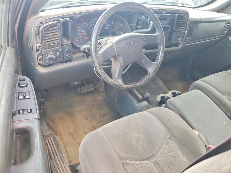 2004 CHEVROLET SILVERADO K1500 — Фото 8 из 12