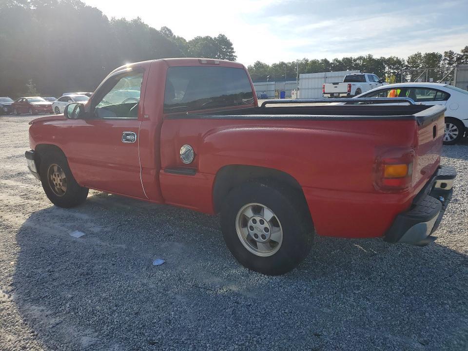 2003 CHEVROLET SILVERADO C1500 — Фото 2 из 12