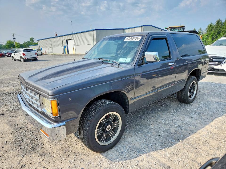1988 CHEVROLET BLAZER 1GNCS18R4J0132185