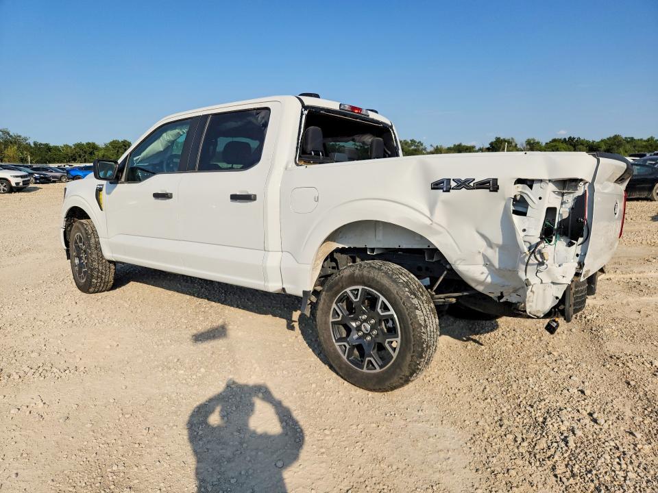 2025 FORD F150 STX — Фото 2 из 12