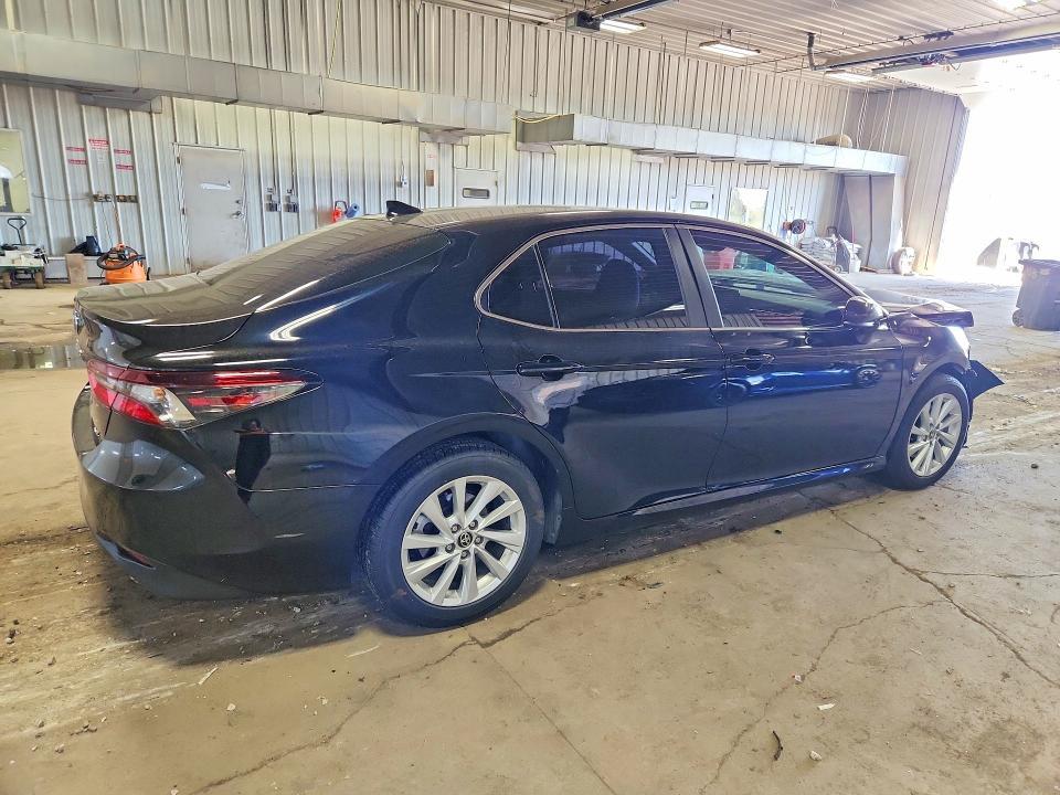 2024 TOYOTA CAMRY LE — Фото 3 из 12