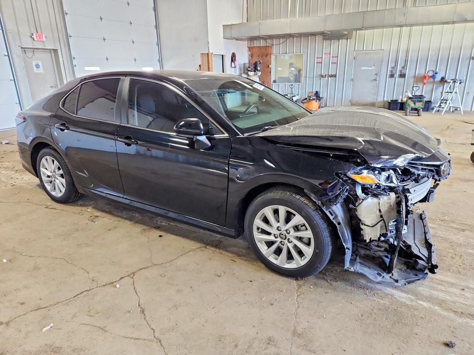 2024 TOYOTA CAMRY LE — Фото 4 из 12