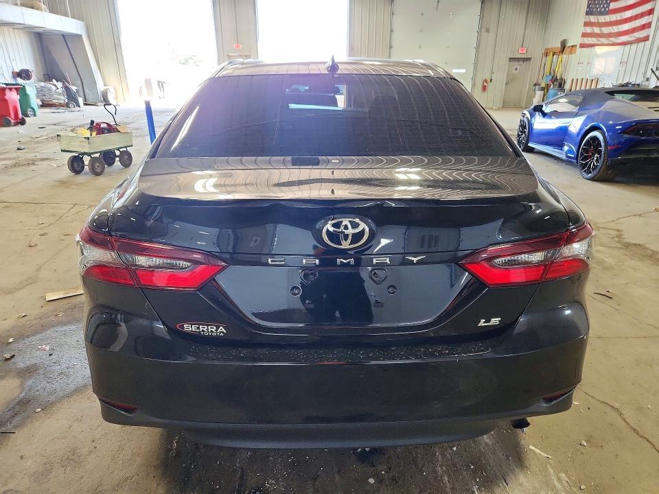 2024 TOYOTA CAMRY LE — Фото 6 из 12