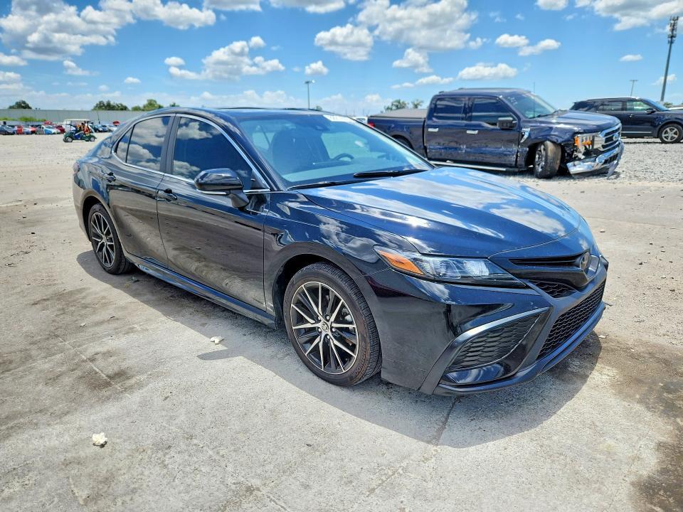 2024 TOYOTA CAMRY SE — Фото 4 из 12