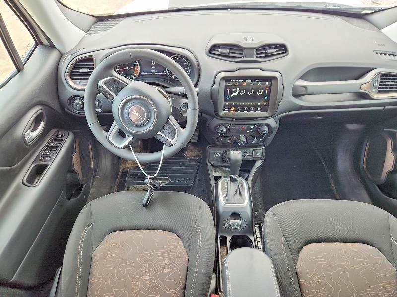 2023 JEEP RENEGADE LATITUDE — Фото 8 из 13