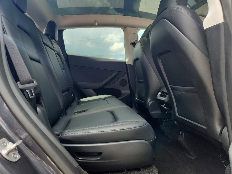 2023 TESLA MODEL Y — Фото 10 из 12