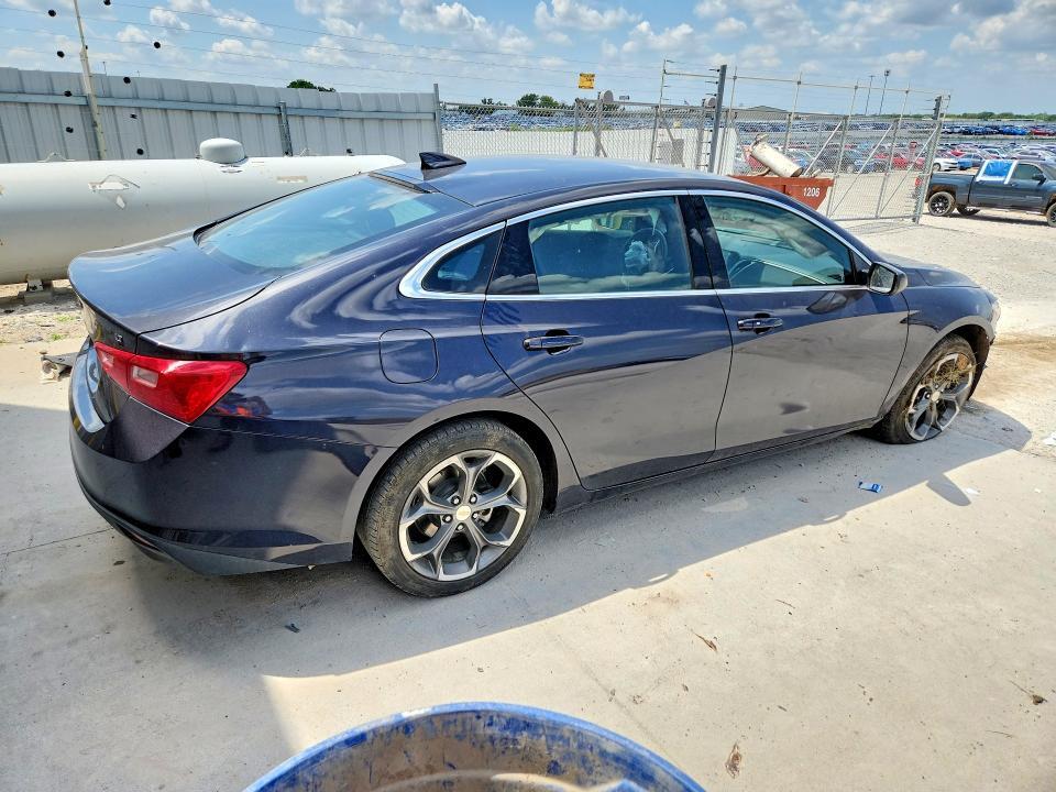 2023 CHEVROLET MALIBU LT — Фото 3 из 13