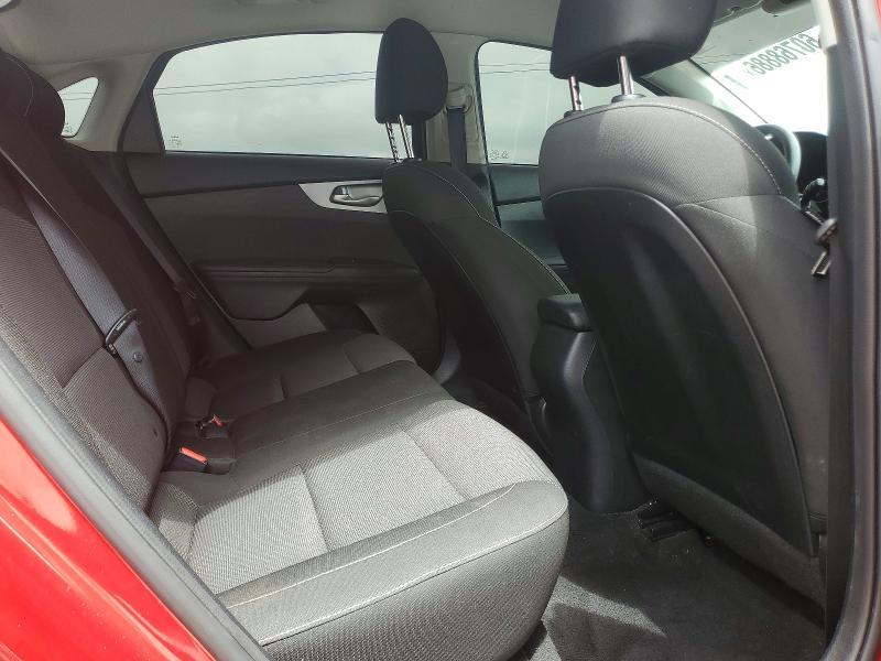 2023 KIA FORTE LXS — Фото 10 из 12