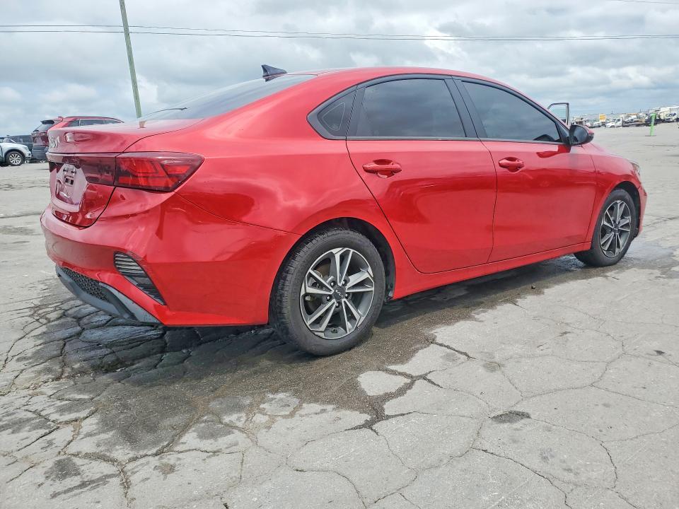 2023 KIA FORTE LXS — Фото 3 из 12