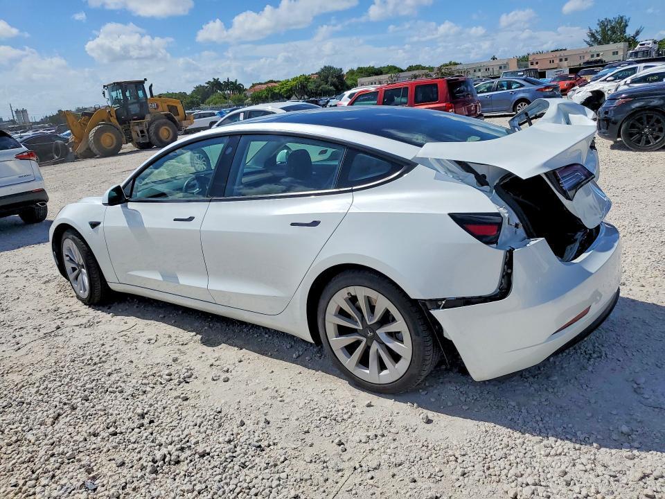2023 TESLA MODEL 3 — Фото 2 из 12