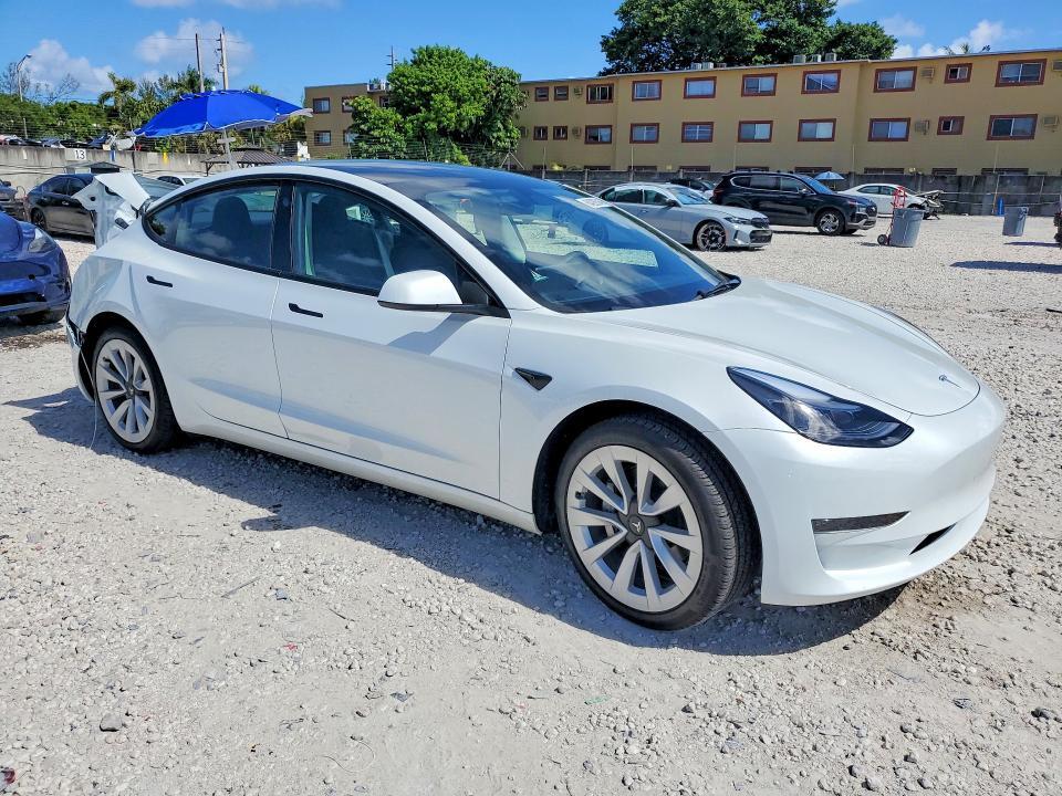 2023 TESLA MODEL 3 — Фото 4 из 12