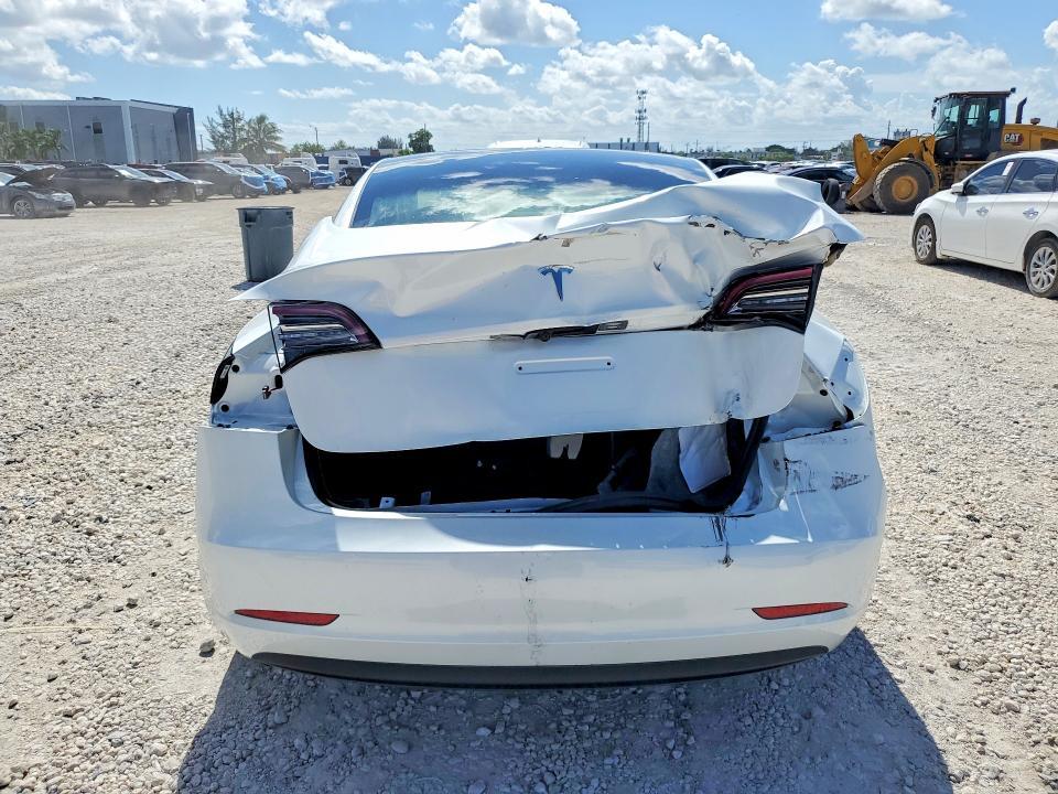 2023 TESLA MODEL 3 — Фото 6 из 12