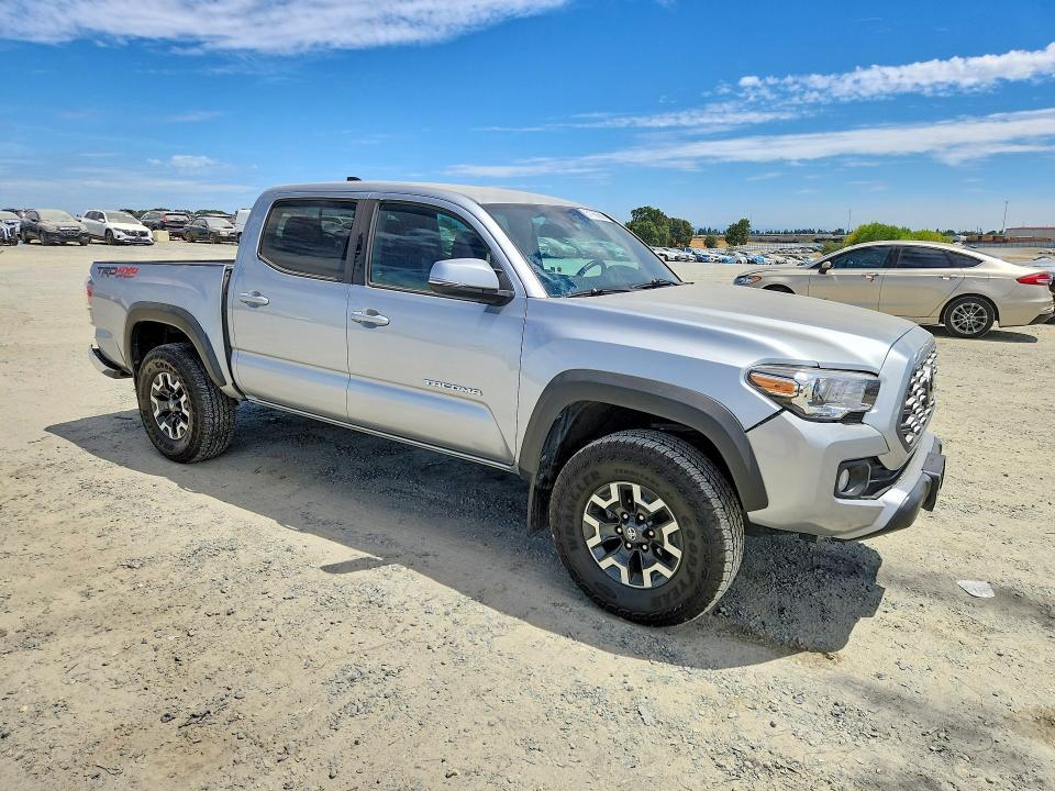 2023 TOYOTA TACOMA TRD OFF-ROAD — Фото 4 из 12