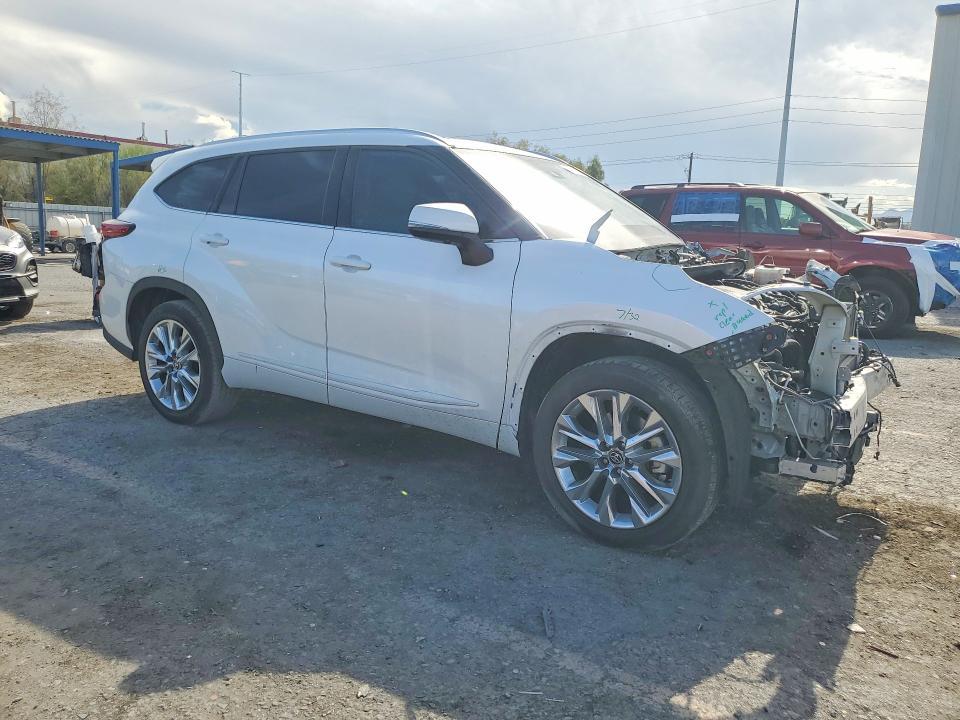 2023 TOYOTA HIGHLANDER HYBRID LIMITED — Фото 4 из 14