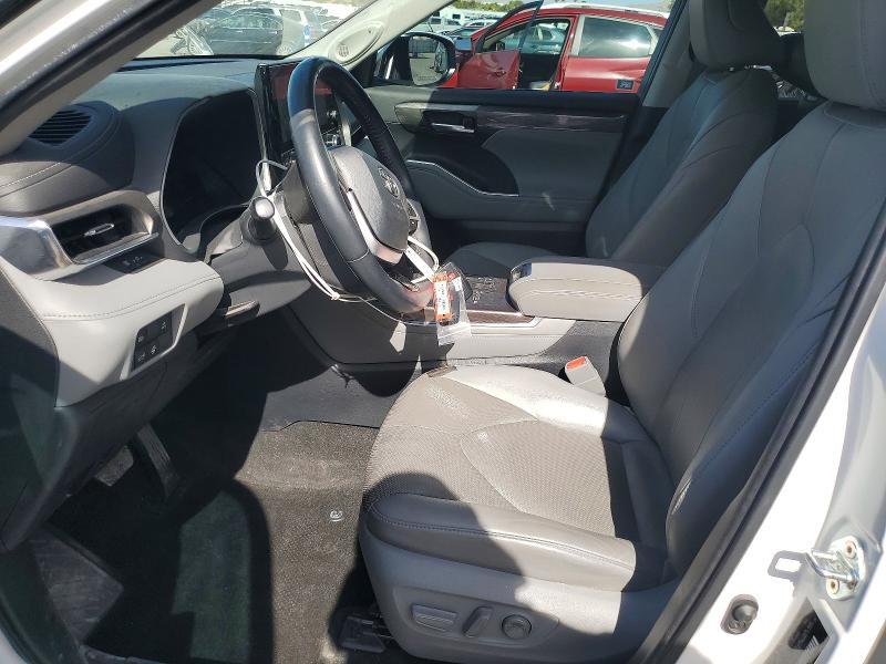 2023 TOYOTA HIGHLANDER HYBRID LIMITED — Фото 7 из 14