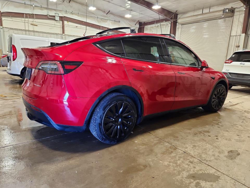 2021 TESLA MODEL Y — Фото 3 из 13