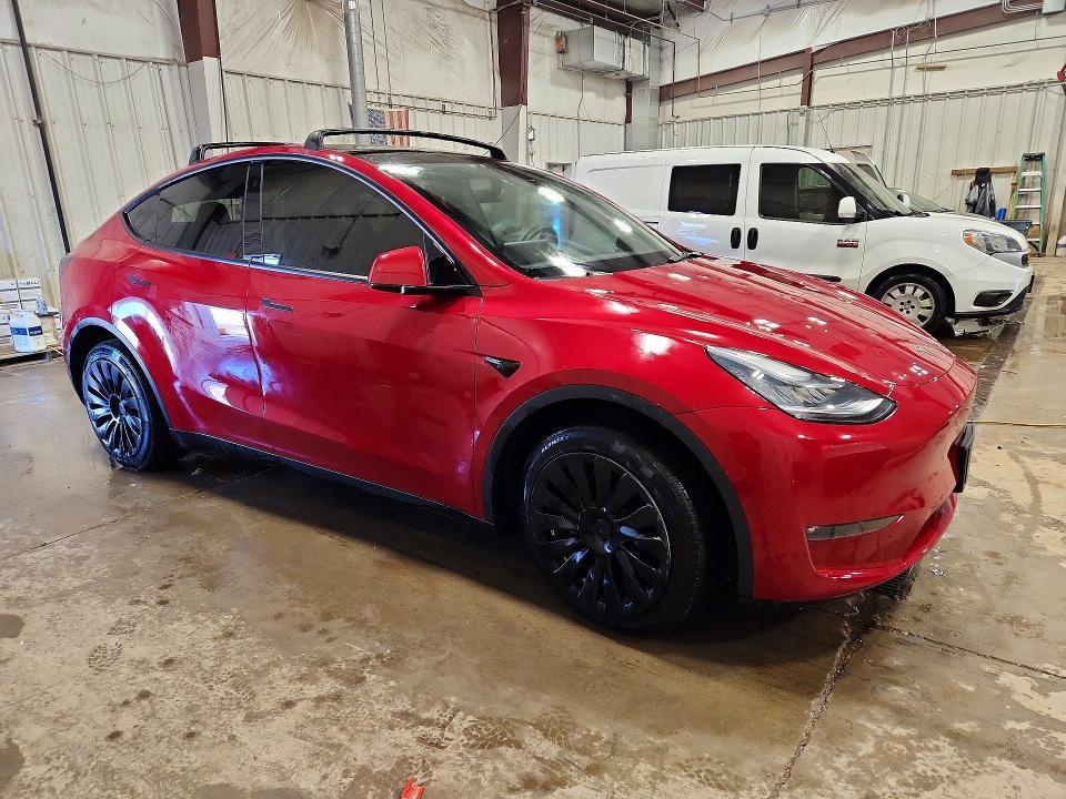 2021 TESLA MODEL Y — Фото 4 из 13