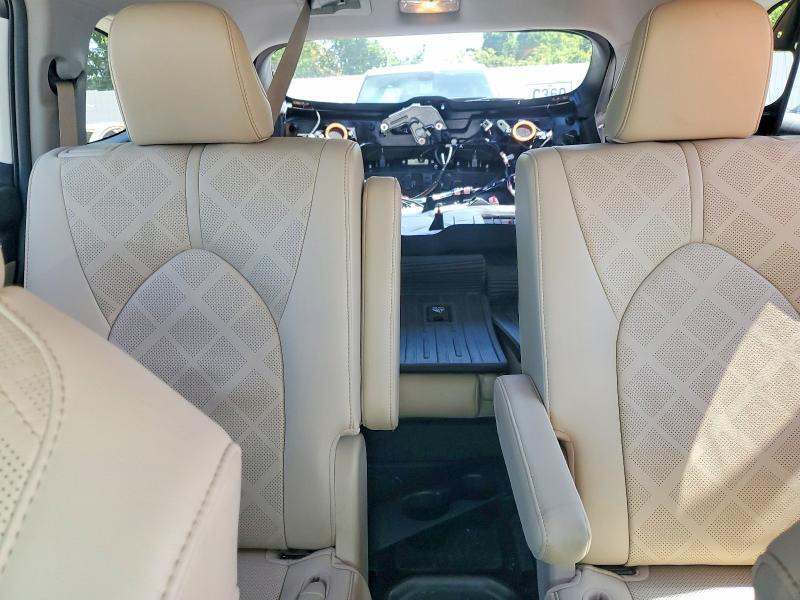 2021 TOYOTA HIGHLANDER PLATINUM — Фото 10 из 13