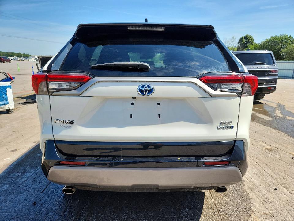 2021 TOYOTA RAV4 XSE — Фото 6 из 13
