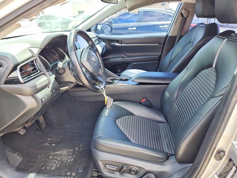 2021 TOYOTA CAMRY SE — Фото 7 из 12