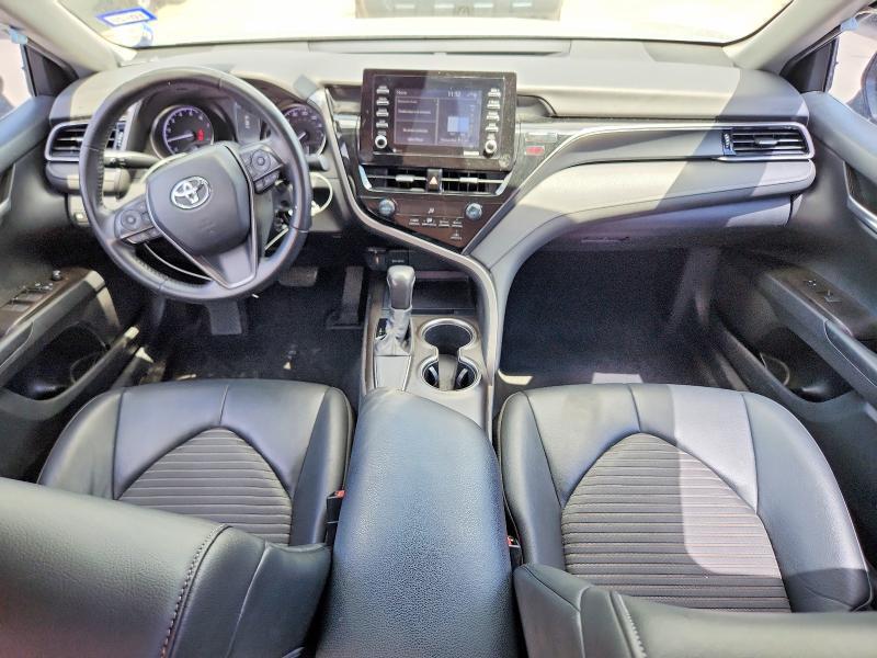2021 TOYOTA CAMRY SE — Фото 8 из 12