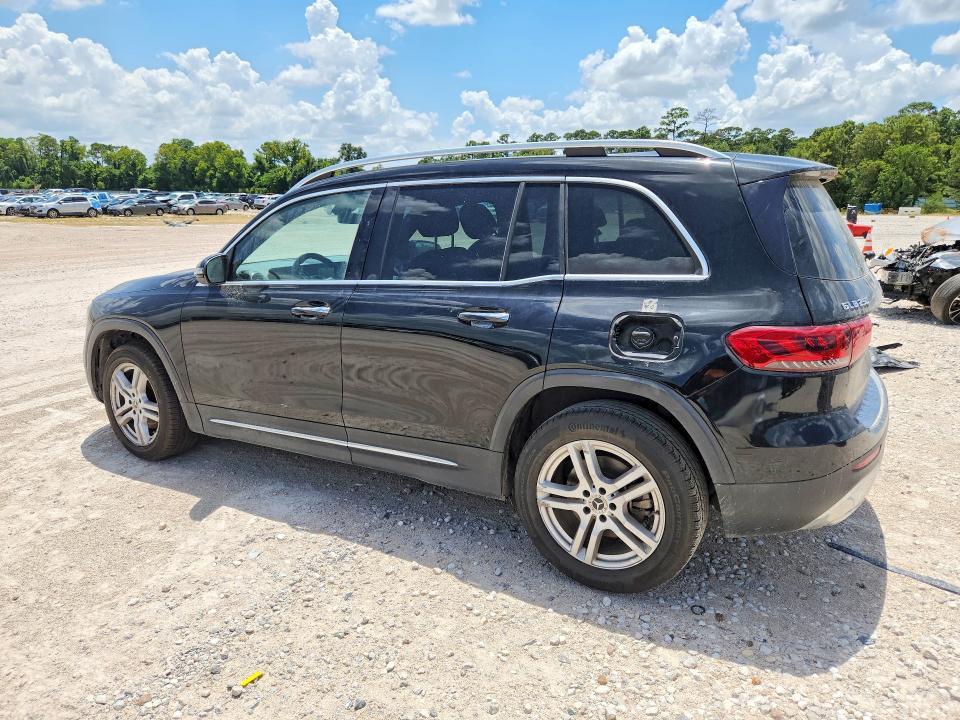 2021 MERCEDES-BENZ GLB 250 — Фото 2 из 12