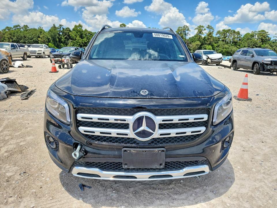 2021 MERCEDES-BENZ GLB 250 — Фото 5 из 12
