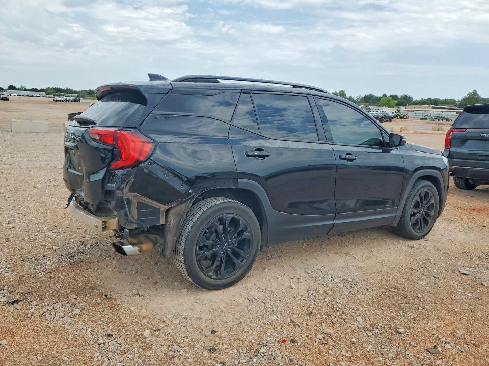2020 GMC TERRAIN SLT — Фото 3 из 13
