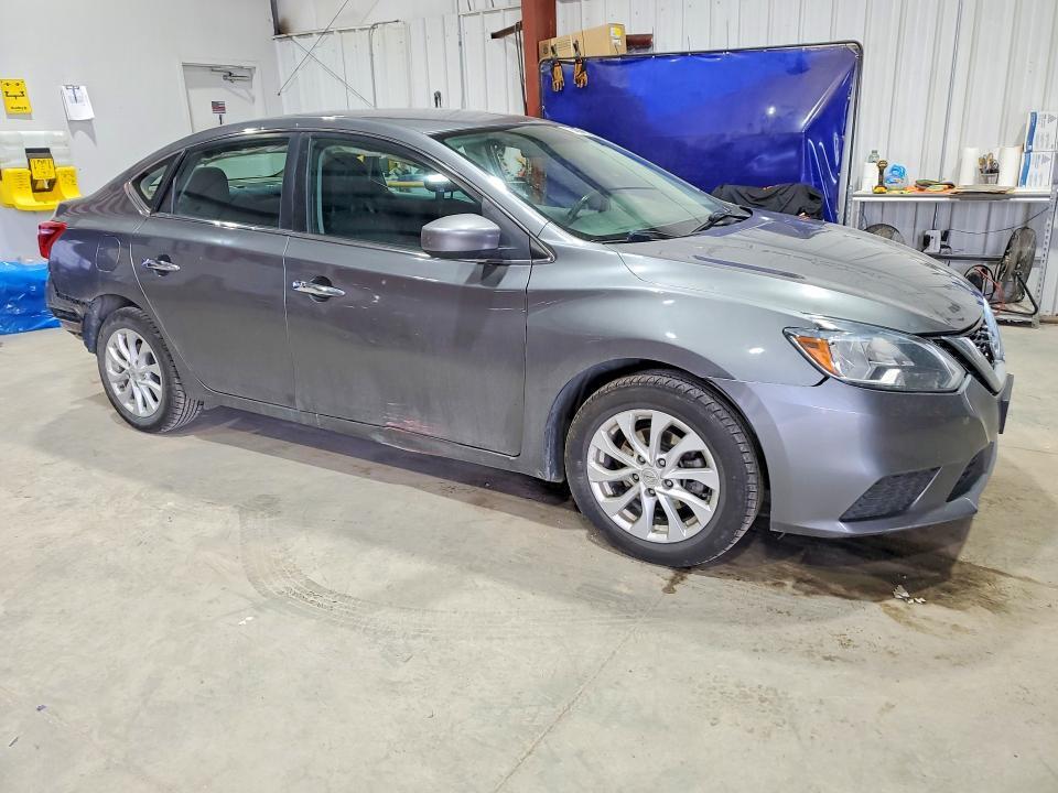 2019 NISSAN SENTRA SV — Фото 4 из 13