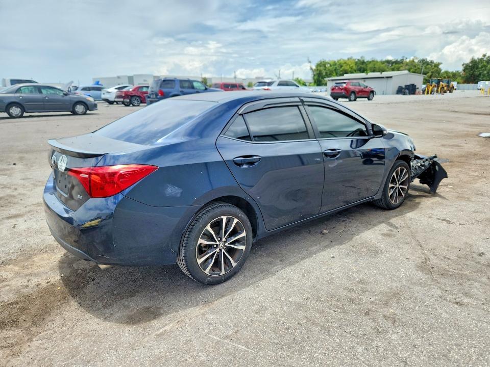 5YFBURHE2KP879995 2019 TOYOTA COROLLA photo no. 3