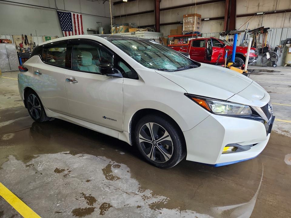 1N4BZ1CP2KC316262 2019 NISSAN LEAF photo no. 4