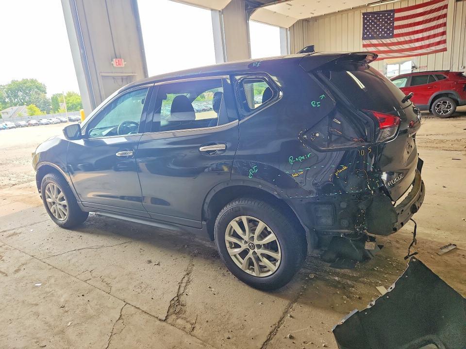 2018 NISSAN ROGUE SV — Фото 2 из 13