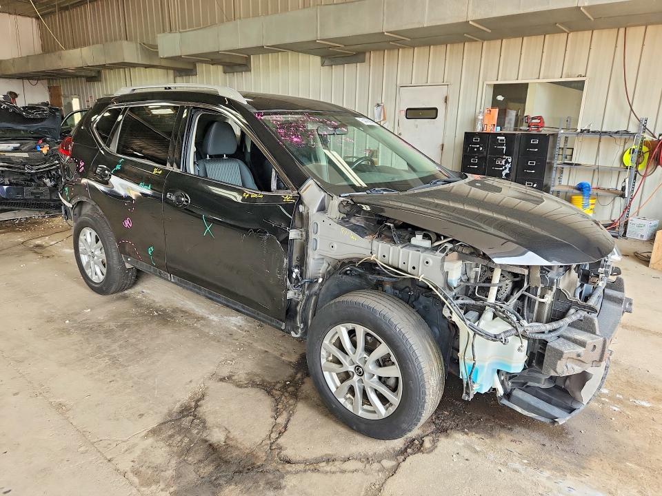 2018 NISSAN ROGUE SV — Фото 4 из 13