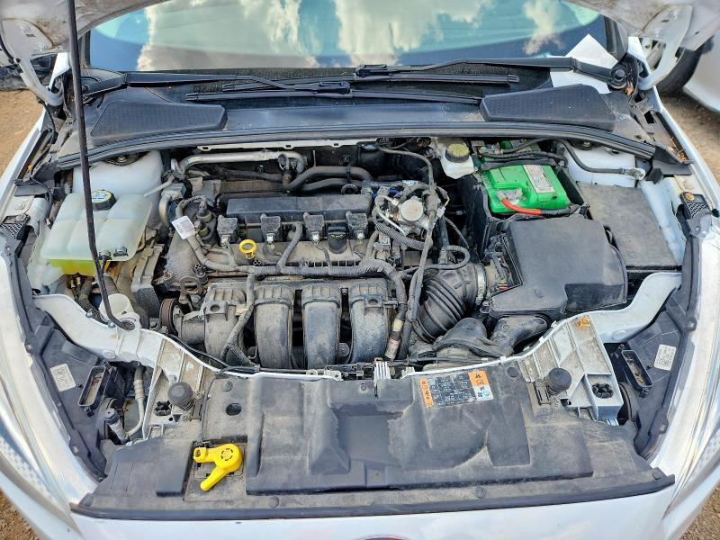 1FADP3K25JL280100 2018 FORD FOCUS photo no. 11