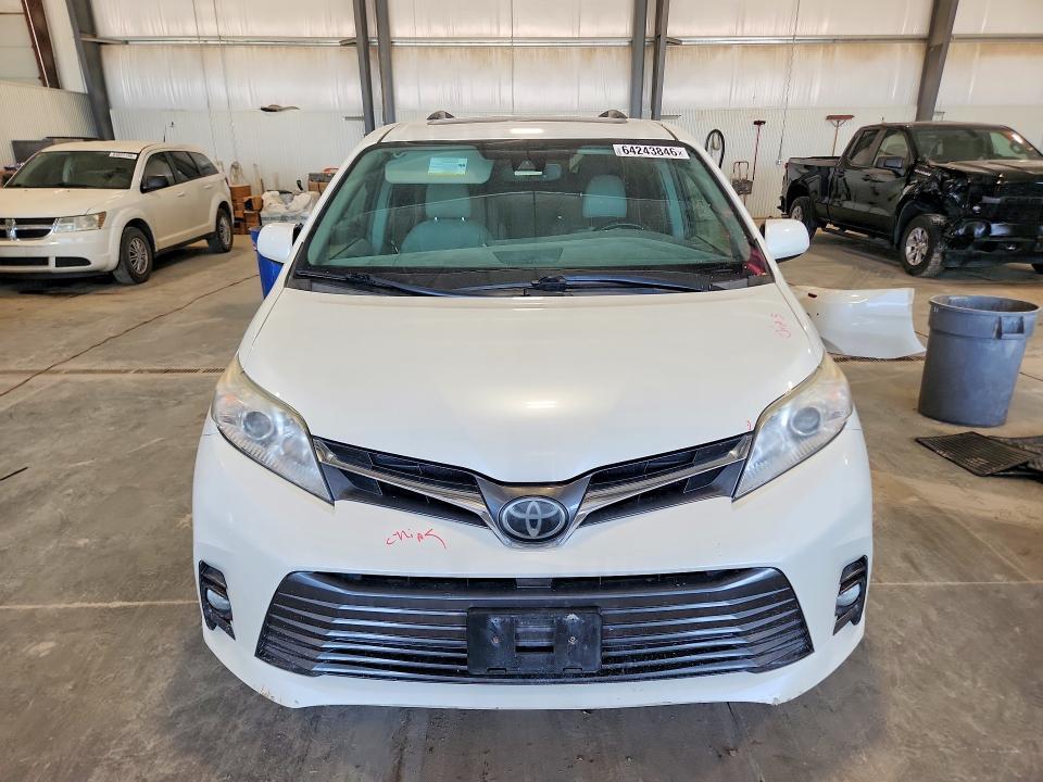 2018 TOYOTA SIENNA XLE PREMIUM 7-PASSENGER — Фото 5 из 14
