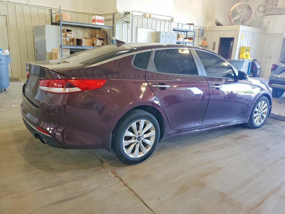 2018 KIA OPTIMA LX — Фото 3 из 12