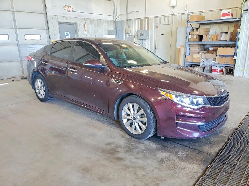 2018 KIA OPTIMA LX — Фото 4 из 12