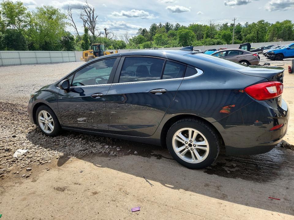 2017 CHEVROLET CRUZE LT — Фото 2 из 12