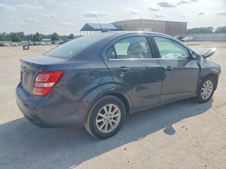 2017 CHEVROLET SONIC LT — Фото 3 из 11