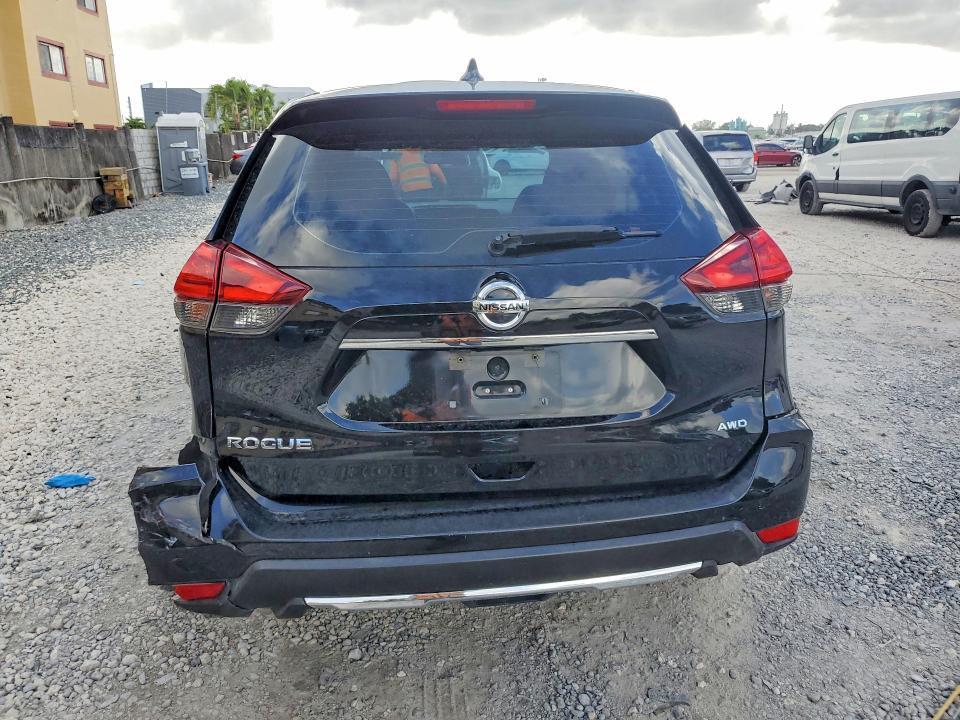 2017 NISSAN ROGUE S — Фото 6 из 13