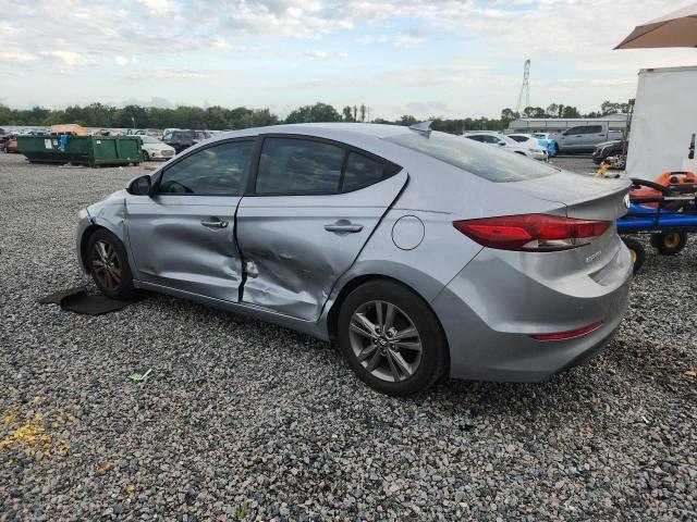 2017 HYUNDAI ELANTRA SE — Фото 2 из 12