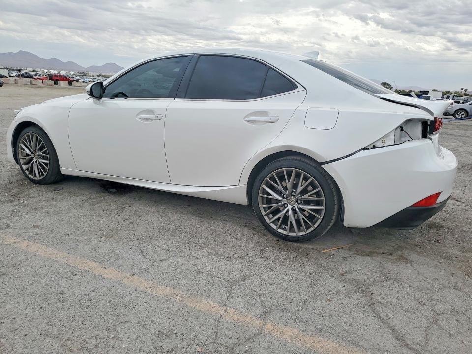 JTHBA1D2XH5040414 2017 LEXUS IS photo no. 2