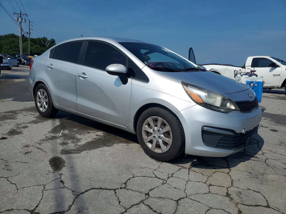 2016 KIA RIO LX — Фото 4 из 12