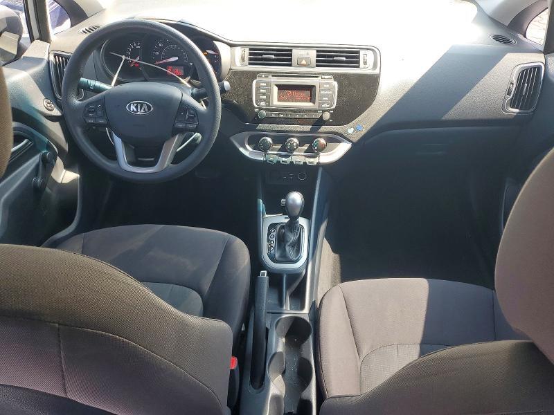 2016 KIA RIO LX — Фото 8 из 12
